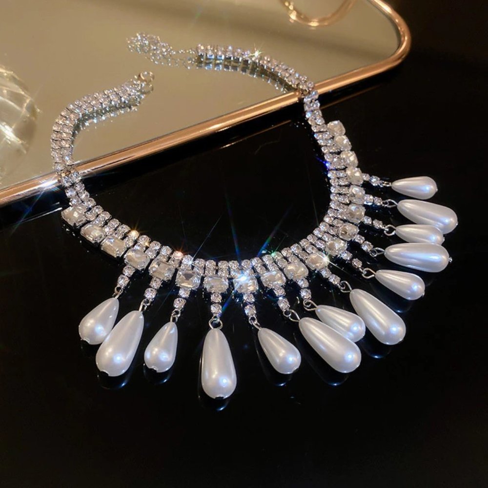 Gorgeous Pearl Choker Necklace - Picture 5 of 5